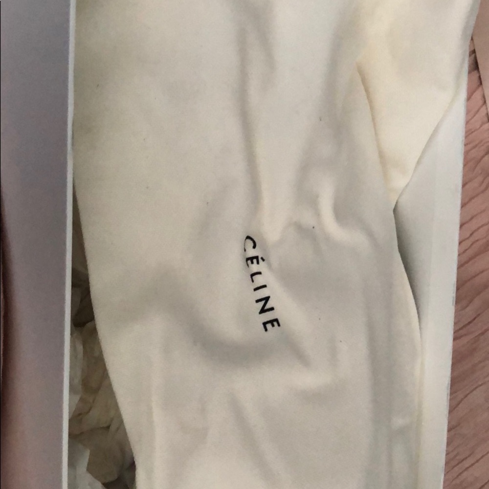 Celine - Picture 6 of 6
